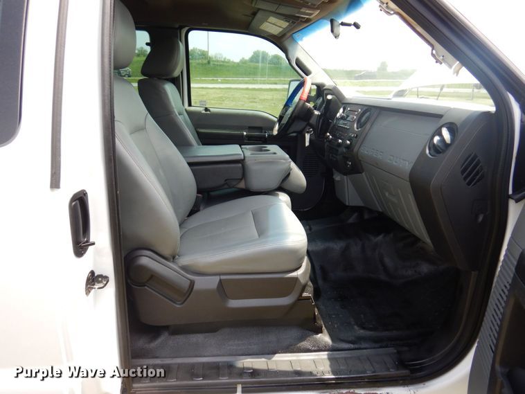 image for item KR9361 2012 Ford F250 Super Duty  SuperCab pickup truck