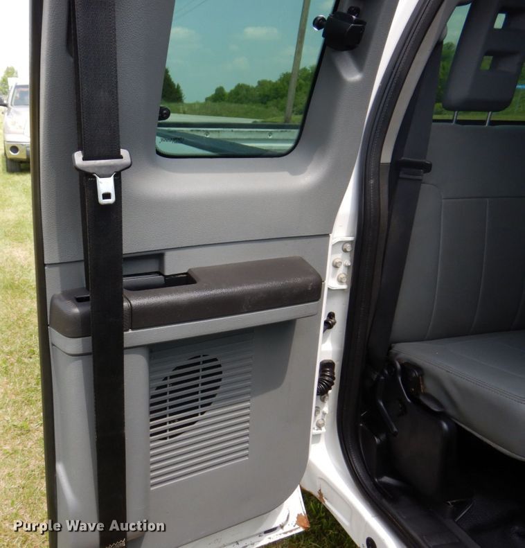 image for item KR9361 2012 Ford F250 Super Duty  SuperCab pickup truck