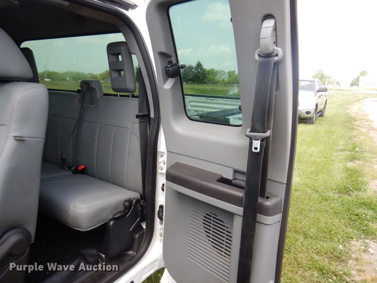 image for item KR9361 2012 Ford F250 Super Duty  SuperCab pickup truck