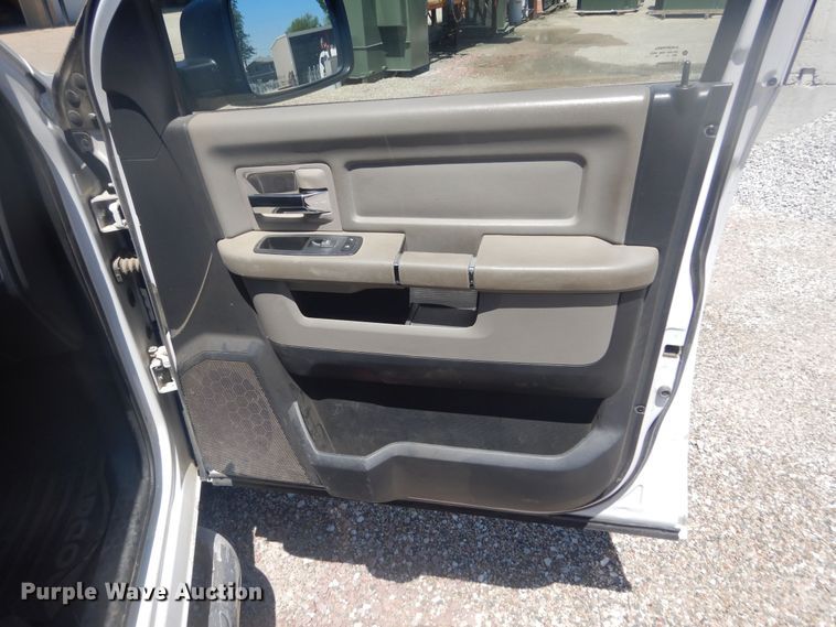 image for item KS9918 2011 Dodge Ram 1500  Crew Cab pickup truck