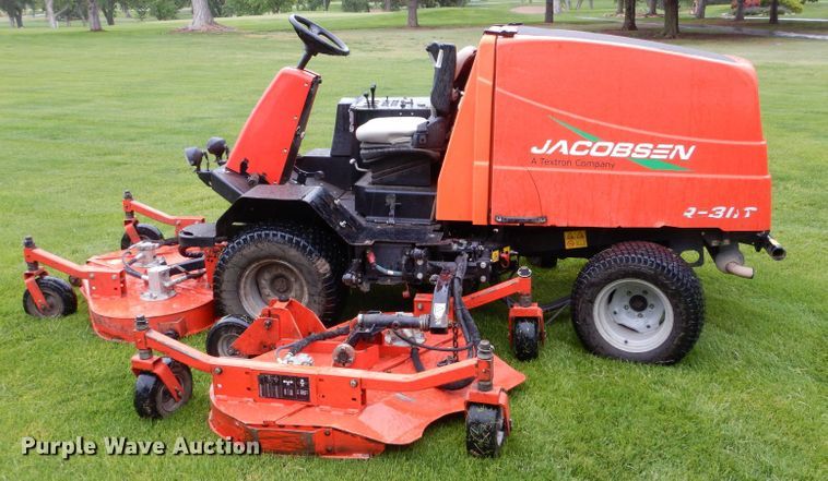 image for item LS9203 2013 Jacobsen R-311T  ZTR lawn mower