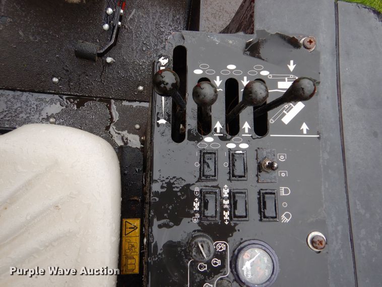 image for item LS9203 2013 Jacobsen R-311T  ZTR lawn mower