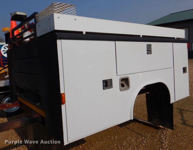 image for item MF9065 Reading 98GADWDWR  utility pickup truck bed