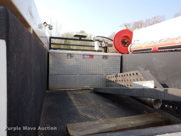 image for item MF9065 Reading 98GADWDWR  utility pickup truck bed