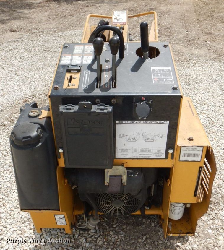 image for item MF9094 2015 Vermeer SC30TX  stump grinder