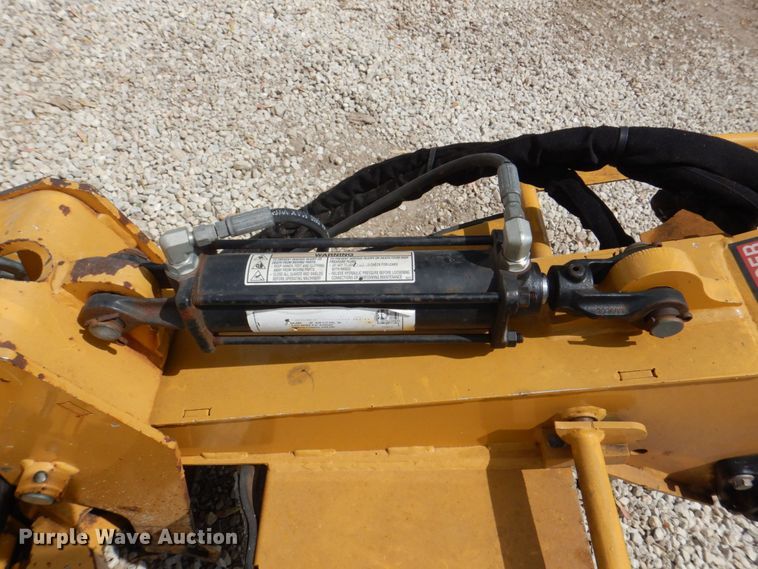 image for item MF9094 2015 Vermeer SC30TX  stump grinder