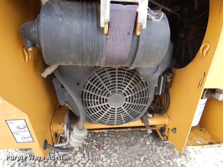 image for item MF9094 2015 Vermeer SC30TX  stump grinder