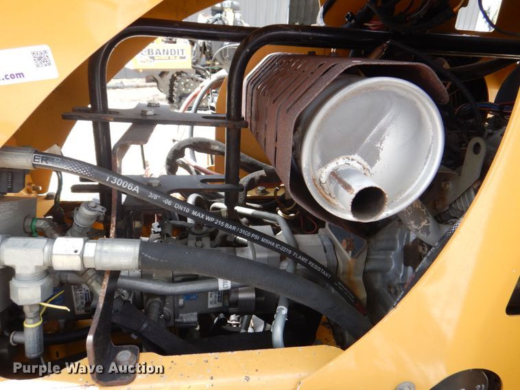 image for item MF9094 2015 Vermeer SC30TX  stump grinder