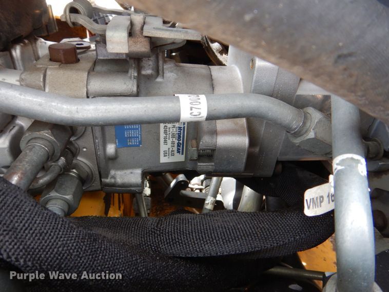 image for item MF9094 2015 Vermeer SC30TX  stump grinder