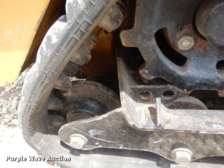 image for item MF9094 2015 Vermeer SC30TX  stump grinder