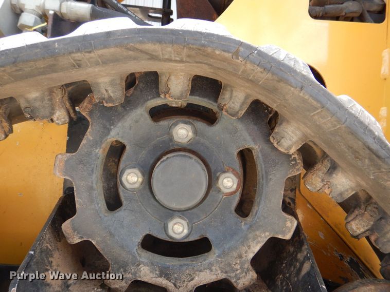 image for item MF9094 2015 Vermeer SC30TX  stump grinder