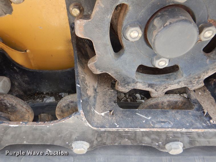 image for item MF9094 2015 Vermeer SC30TX  stump grinder