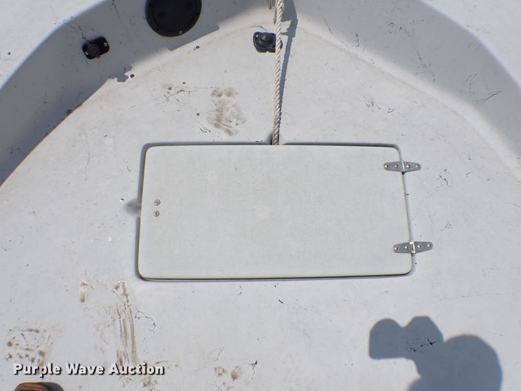 image for item MF9339 1998 Gulf Coast boat