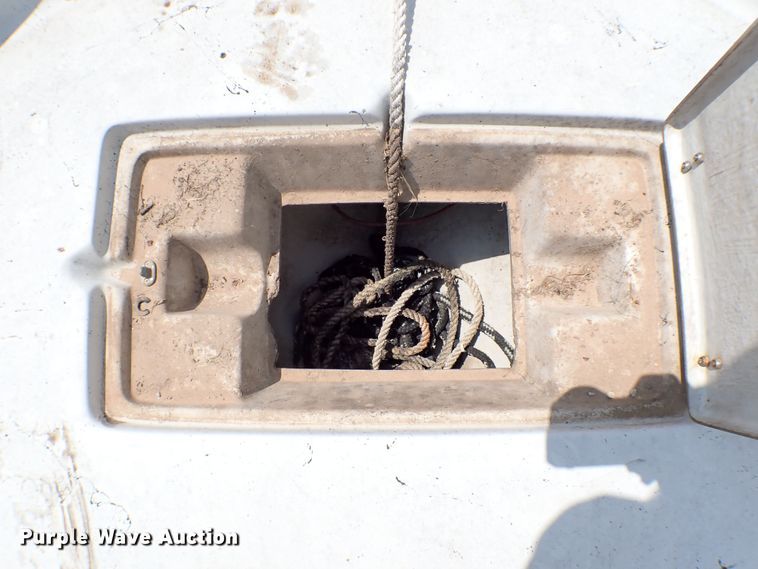 image for item MF9339 1998 Gulf Coast boat