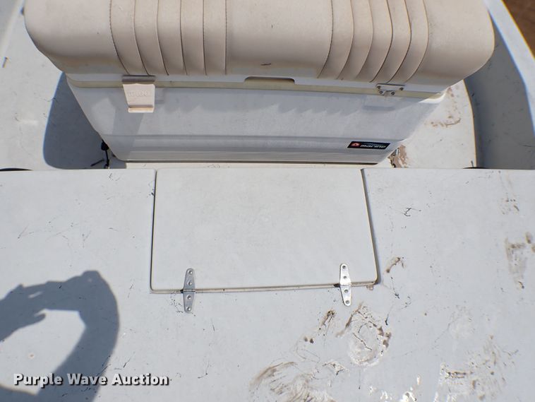 image for item MF9339 1998 Gulf Coast boat