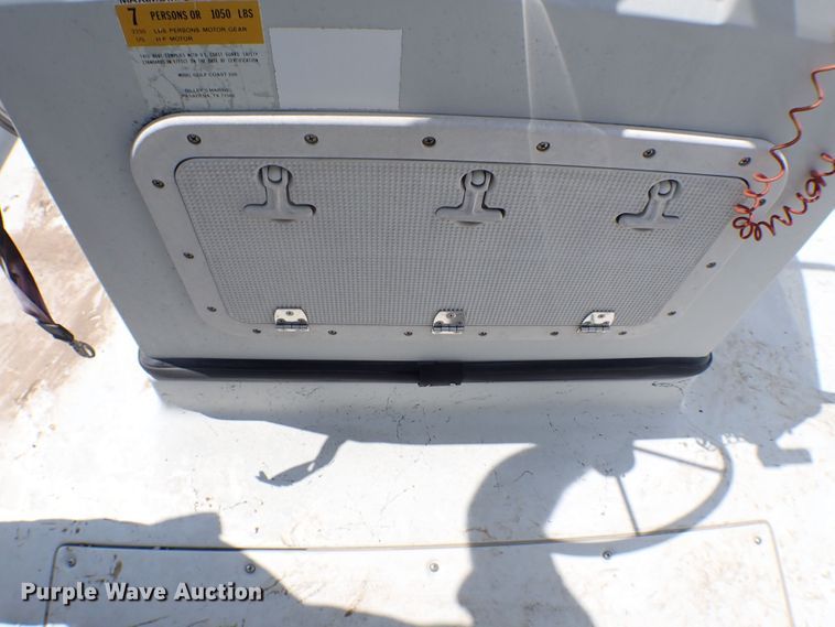 image for item MF9339 1998 Gulf Coast boat