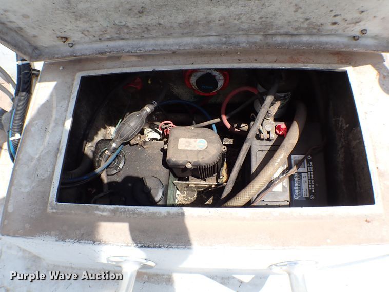 image for item MF9339 1998 Gulf Coast boat