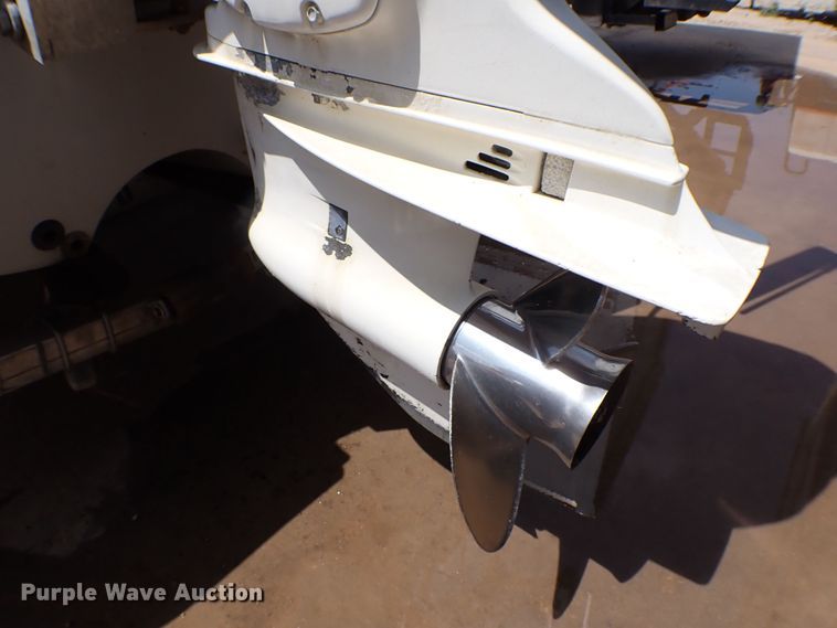 image for item MF9339 1998 Gulf Coast boat