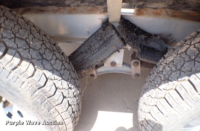 image for item MF9339 1998 Gulf Coast boat