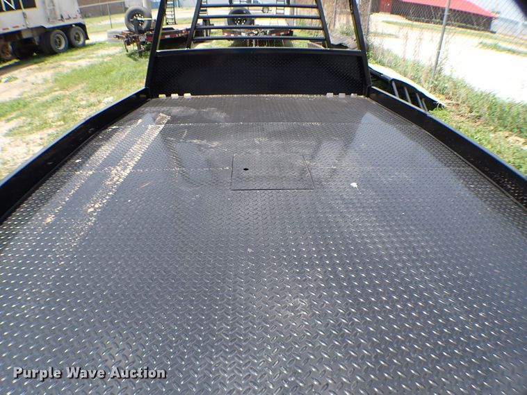 image for item MF9343 Butler hydraulic bale bed