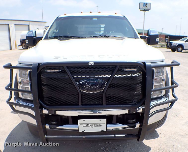 image for item MF9344 2019 Ford F550 Super Duty XL  flatbed truck