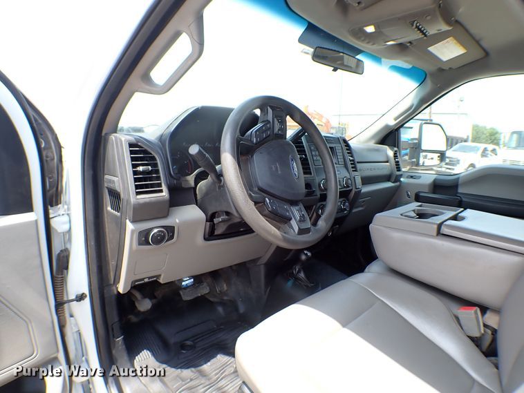 image for item MF9344 2019 Ford F550 Super Duty XL  flatbed truck