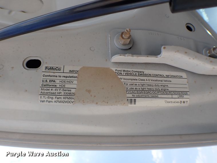 image for item MF9344 2019 Ford F550 Super Duty XL  flatbed truck