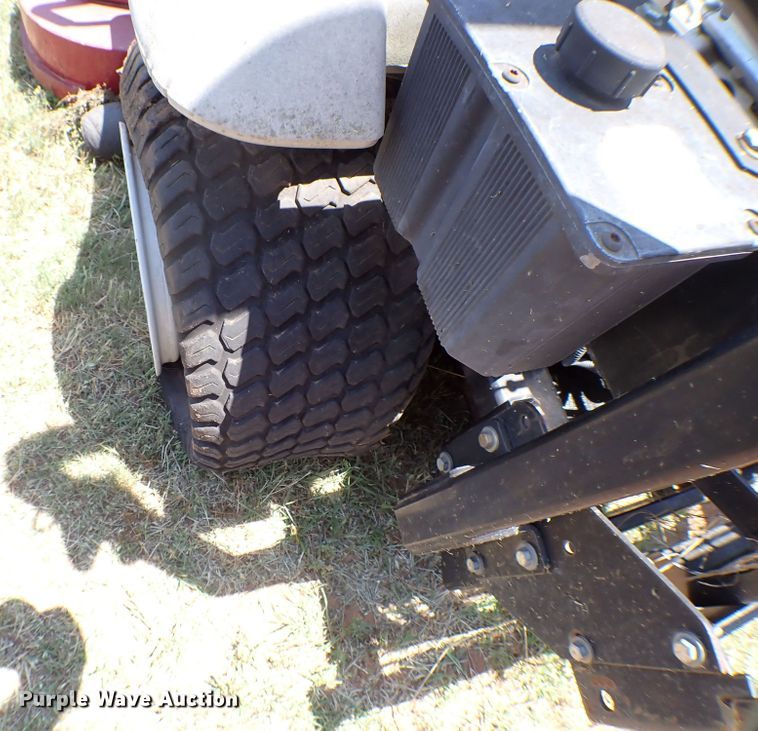 image for item MF9410 (4) ZTR lawn mowers