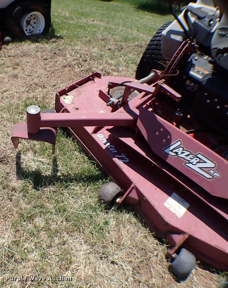 image for item MF9410 (4) ZTR lawn mowers