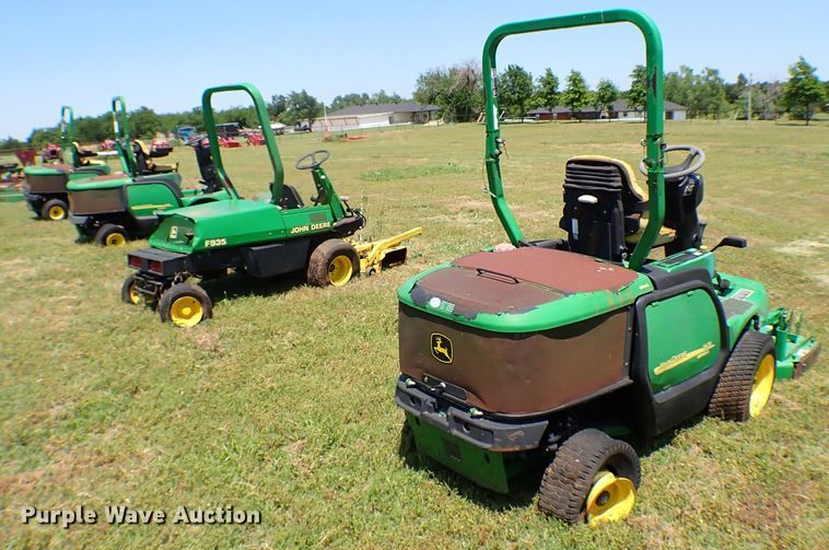 image for item MF9414 (4) lawn mowers
