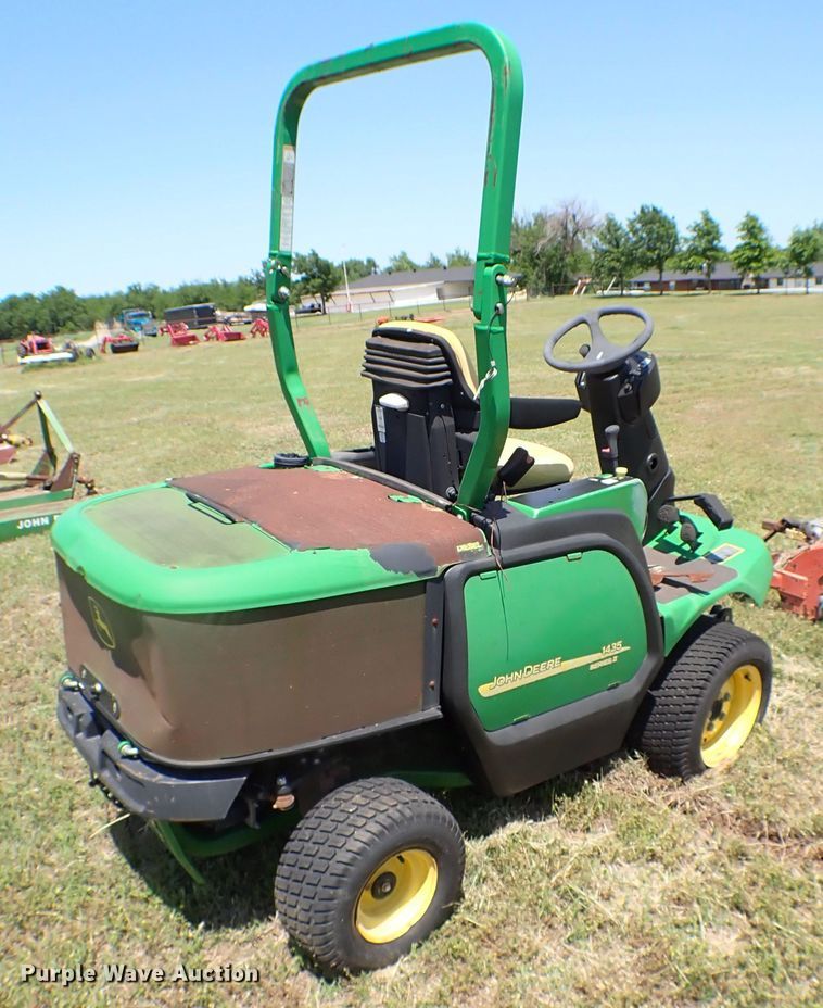 image for item MF9414 (4) lawn mowers