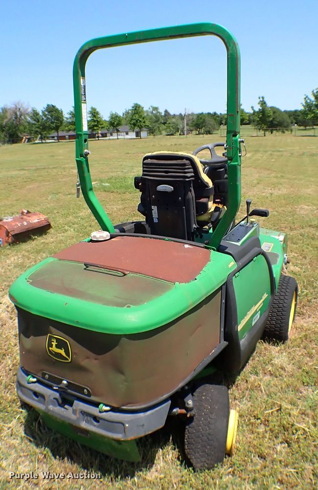 image for item MF9414 (4) lawn mowers