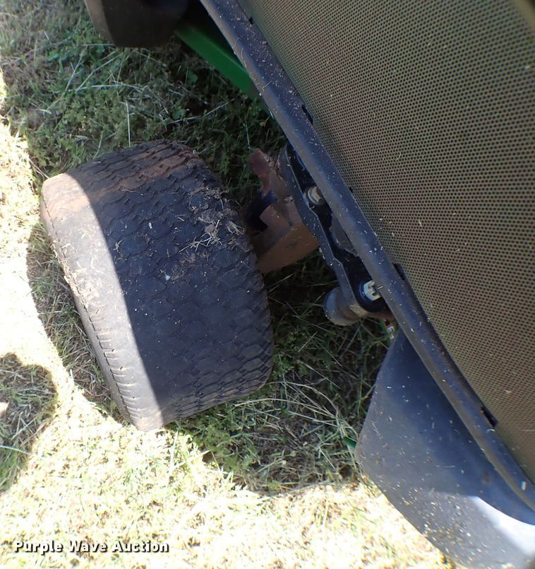 image for item MF9414 (4) lawn mowers