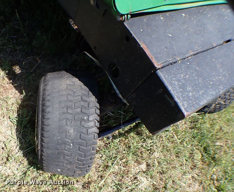 image for item MF9414 (4) lawn mowers