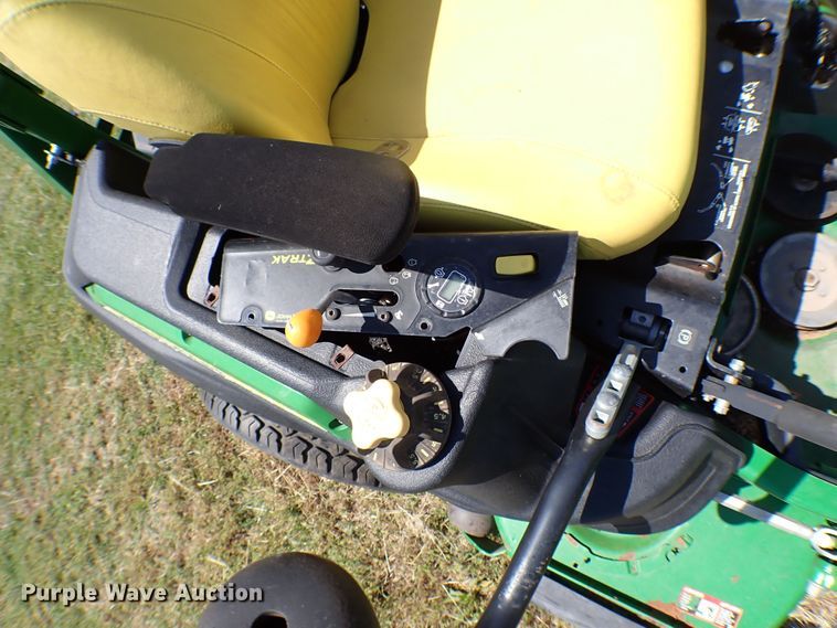 image for item MF9422 John Deere Z930M  ZTR lawn mower