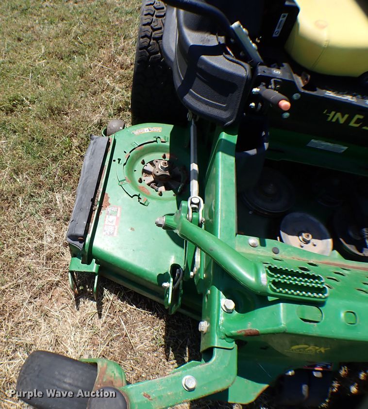 image for item MF9422 John Deere Z930M  ZTR lawn mower