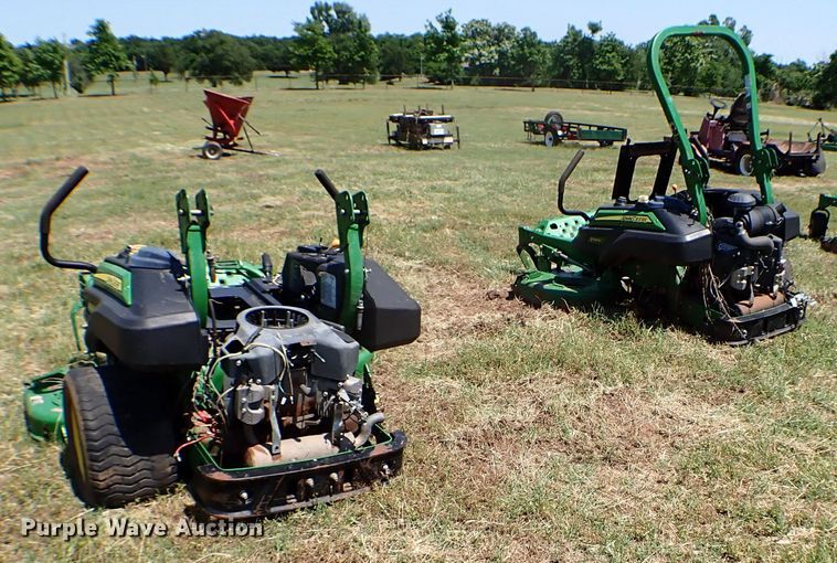 image for item MF9424 (4) ZTR lawn mowers