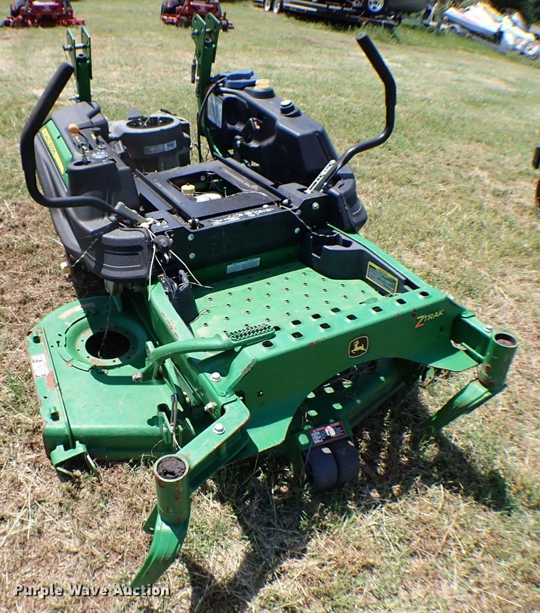 image for item MF9424 (4) ZTR lawn mowers