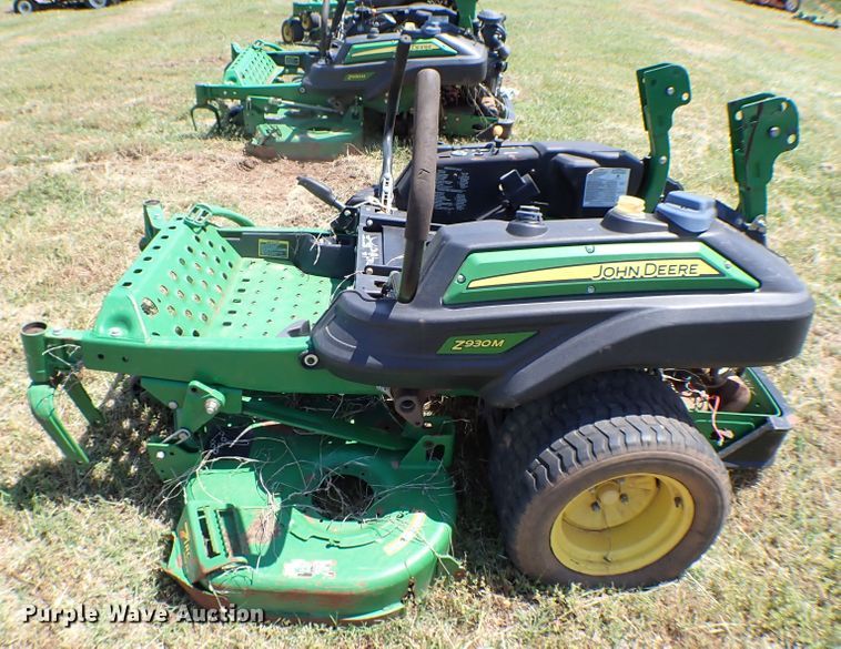 image for item MF9424 (4) ZTR lawn mowers