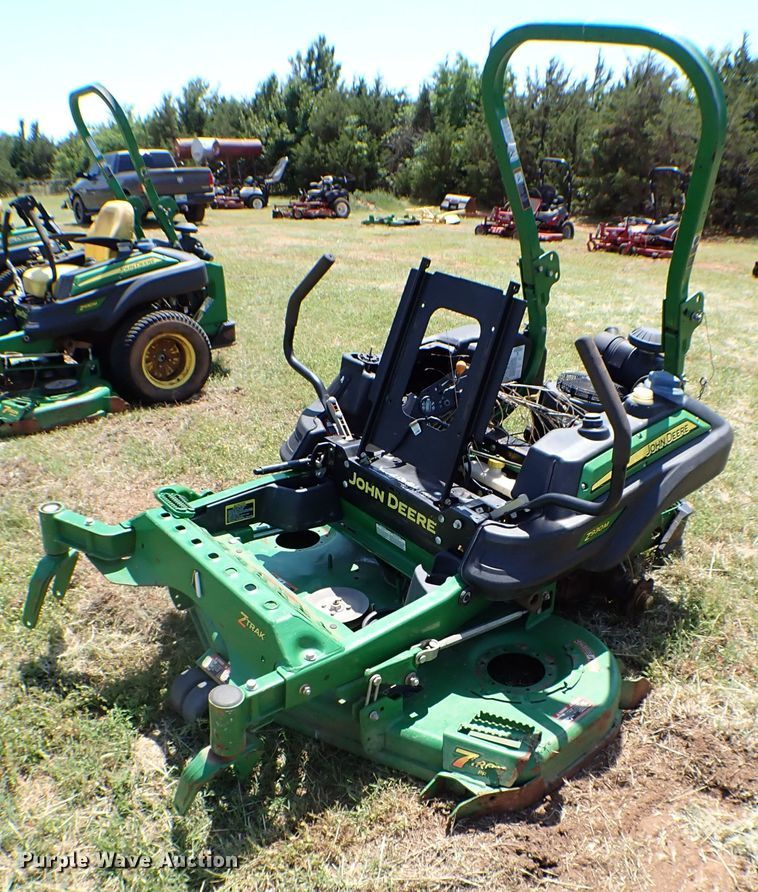 image for item MF9424 (4) ZTR lawn mowers