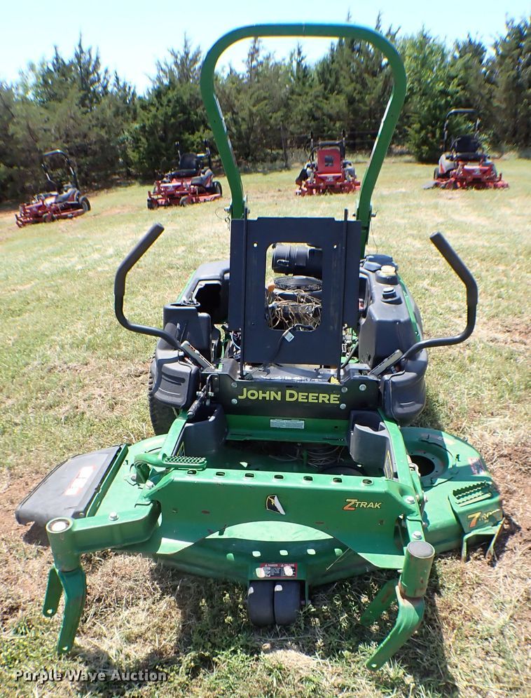 image for item MF9424 (4) ZTR lawn mowers