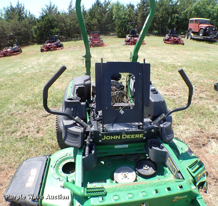 image for item MF9424 (4) ZTR lawn mowers