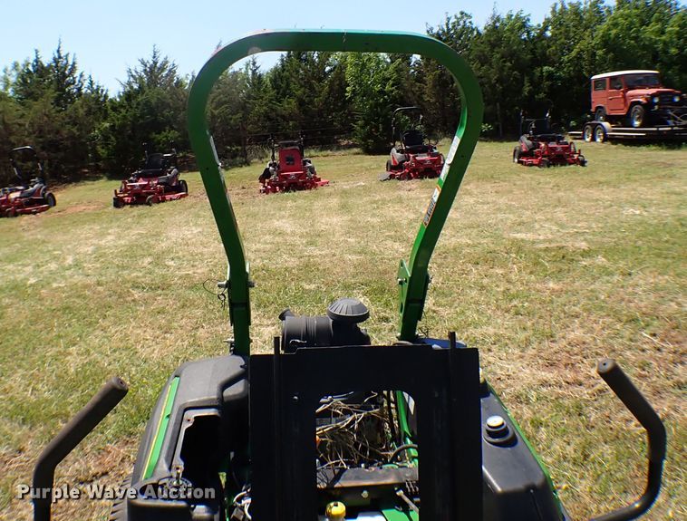 image for item MF9424 (4) ZTR lawn mowers