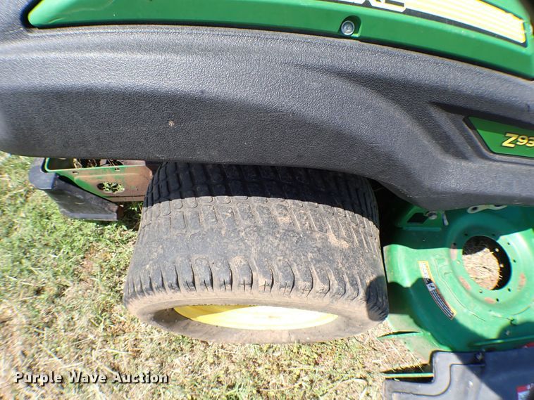 image for item MF9424 (4) ZTR lawn mowers