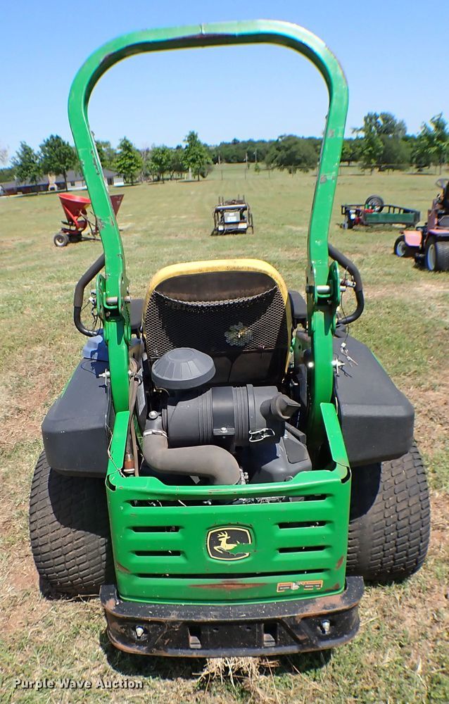 image for item MF9424 (4) ZTR lawn mowers