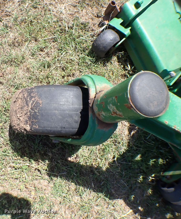 image for item MF9424 (4) ZTR lawn mowers