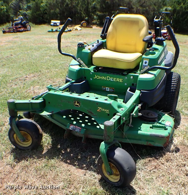 image for item MF9424 (4) ZTR lawn mowers