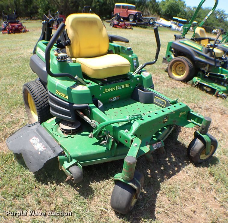 image for item MF9424 (4) ZTR lawn mowers