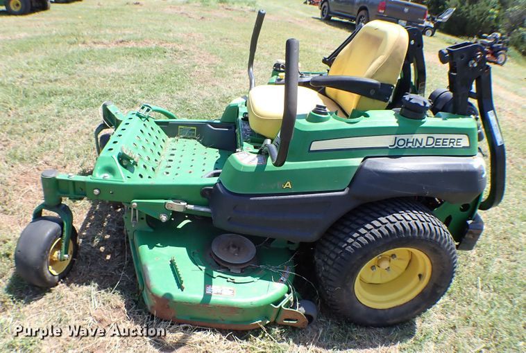 image for item MF9424 (4) ZTR lawn mowers