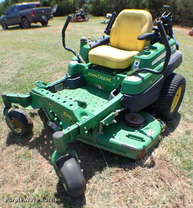 image for item MF9424 (4) ZTR lawn mowers